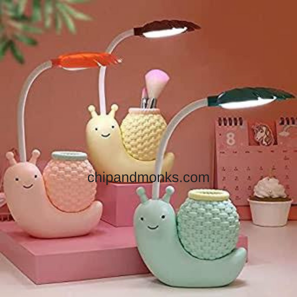 Snail Lamp with Pen stand